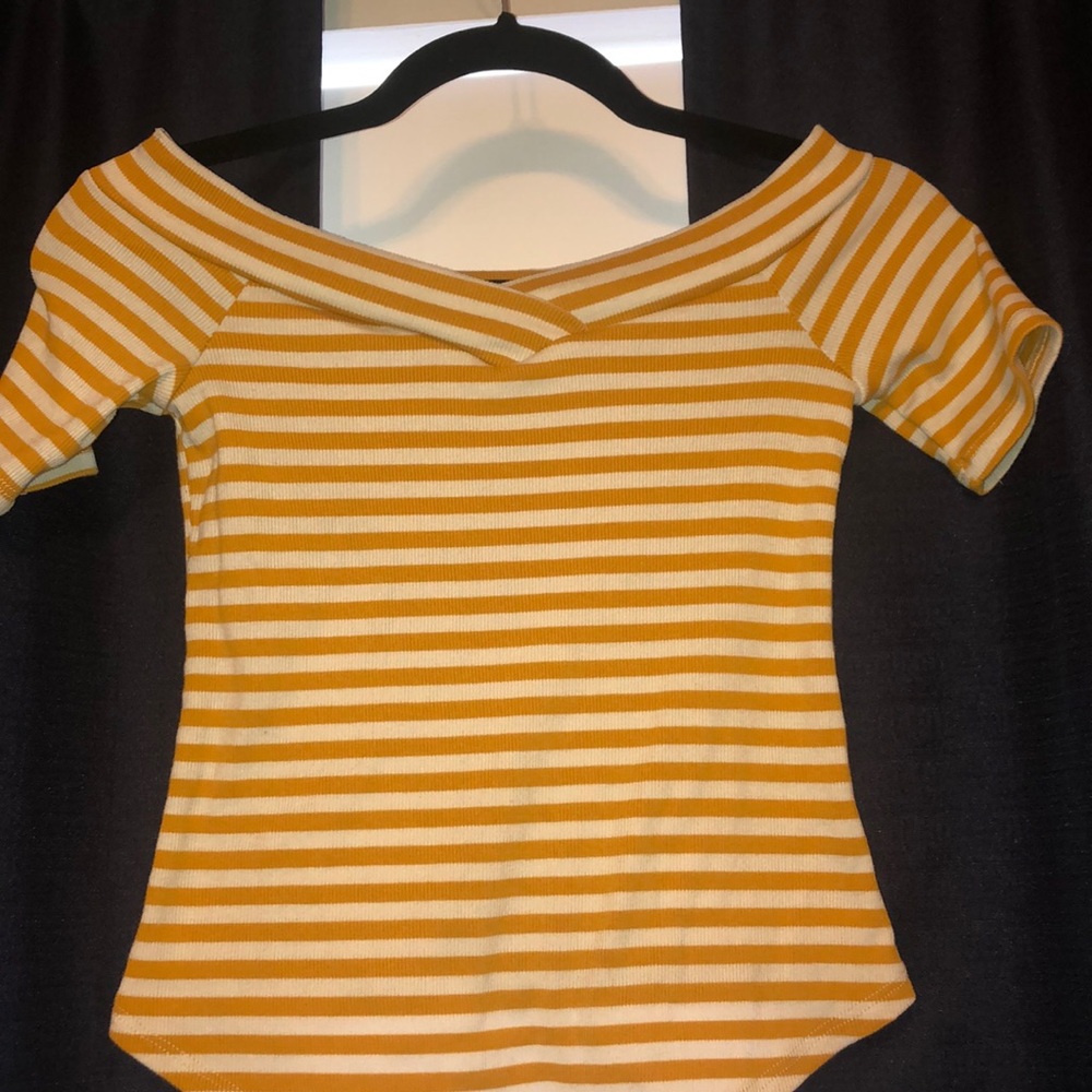 yellow striped top